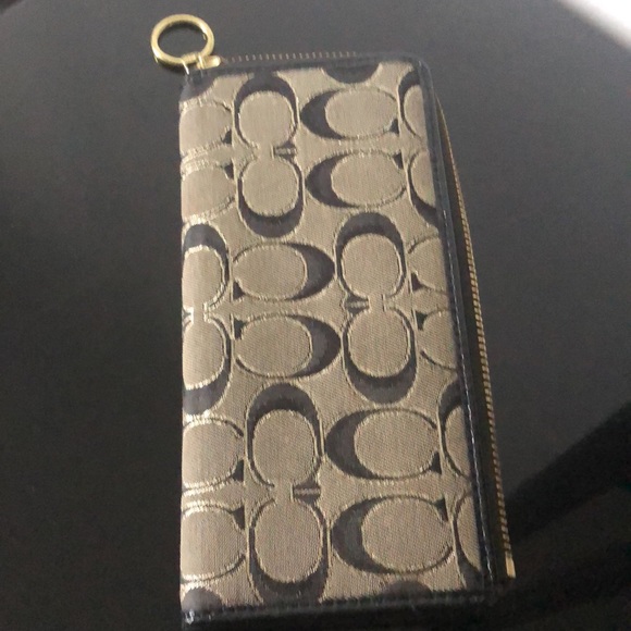 Coach Wallet - Picture 3 of 3